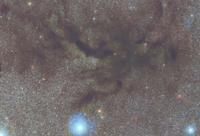 天文學(xué)家觀察兩個(gè)太陽如何在雙星系統(tǒng)中收集物質(zhì)