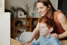 如何在閱讀區(qū)中的幼兒語言教育重點