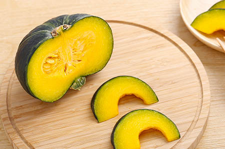 卡通胡蘿卜簡(jiǎn)筆畫(huà)教程2