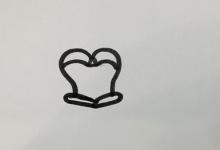 如何畫婚紗的簡(jiǎn)筆畫？